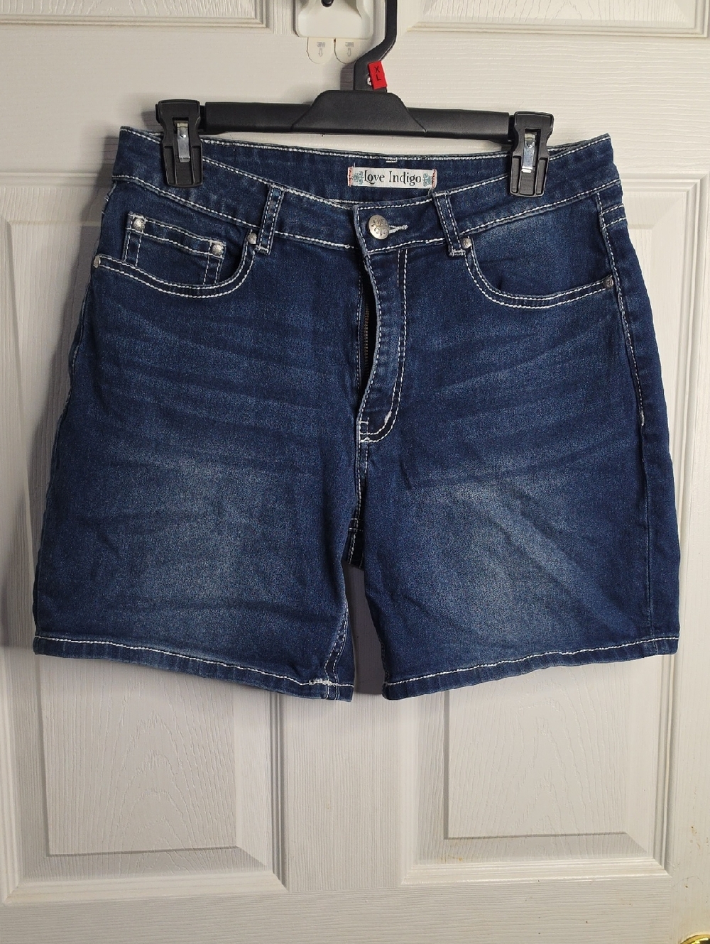 Love Indigo Mid-Dark Blue Denim Shorts with Contrast Stitching